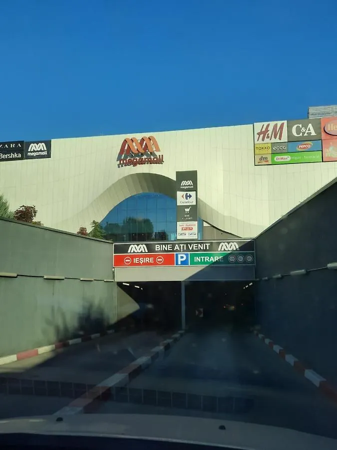 Royal Studio National Arena - Free Parking Bucharest 0*,